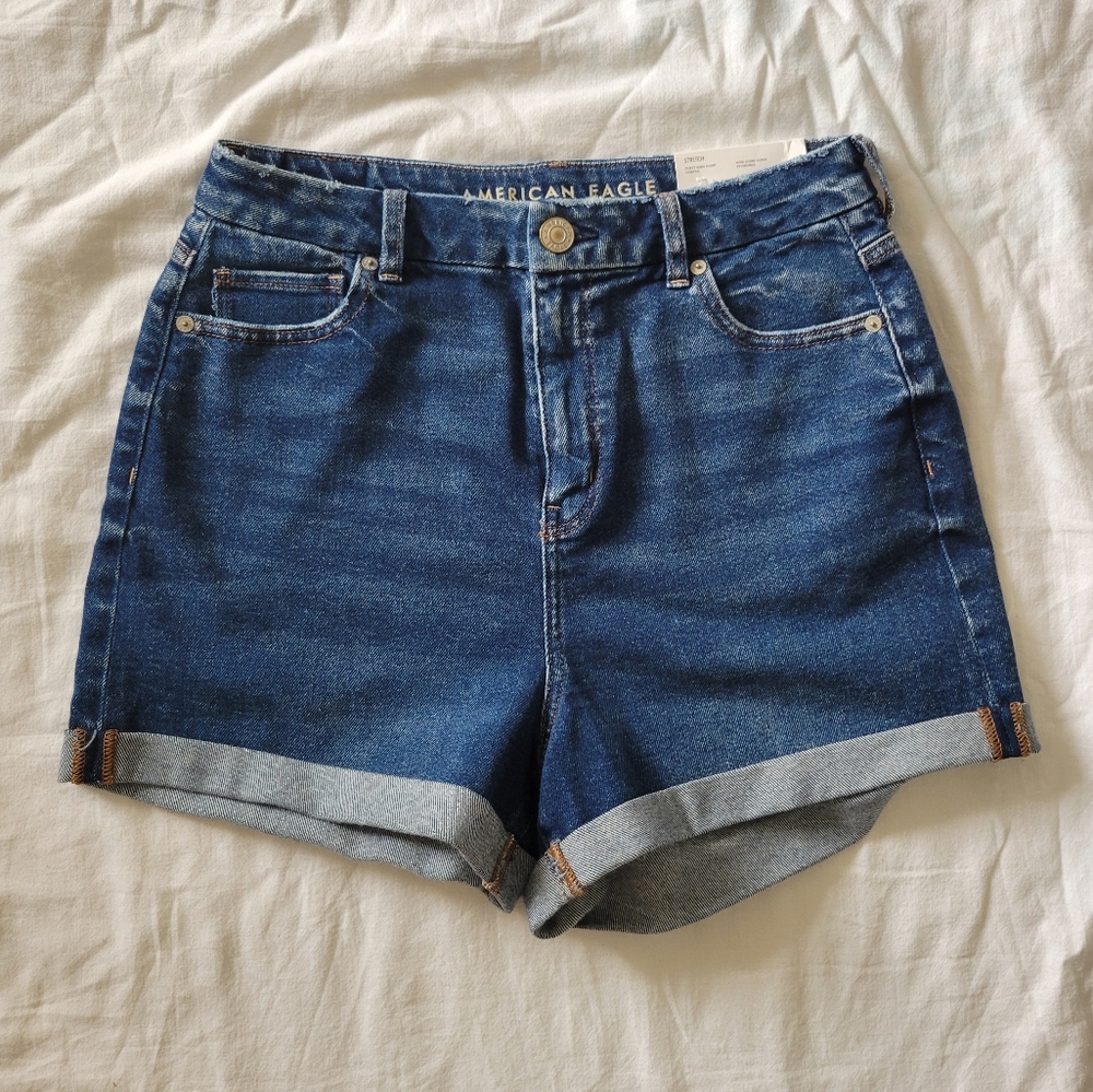 NWT Curvy Mom Short